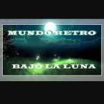 Mundo Retro Bajo la Luna